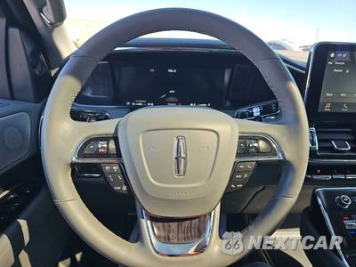 2019 Lincoln Navigator L Reserve - zdjęcie 10 z 33 - miniatura