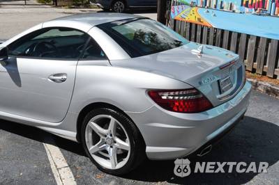 2012 Mercedes-Benz SLK 250 - zdjęcie 11 z 43 - miniatura