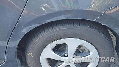 2013 Toyota Prius Three - zdjęcie 22 z 29 - miniatura