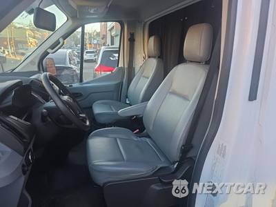 2019 Ford Transit 350 HD Cutaway 10360 GVWR DRW - zdjęcie 13 z 29 - miniatura