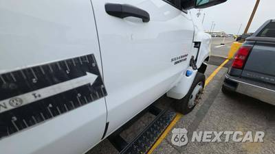 2021 Chevrolet SILVERADO MEDIUM DUTY Base - zdjęcie 19 z 24 - miniatura
