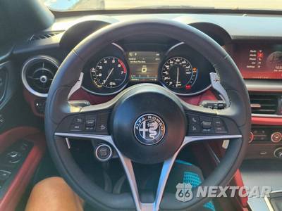 2019 Alfa Romeo Stelvio Ti Sport - zdjęcie 27 z 50 - miniatura