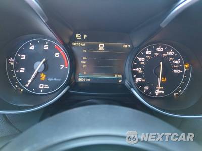 2020 Alfa Romeo Giulia Sport - zdjęcie 30 z 50 - miniatura