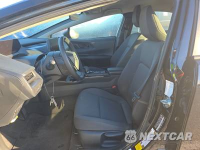 2026 Toyota Prius LE - zdjęcie 7 z 22 - miniatura