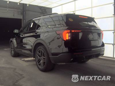 2025 Ford Explorer ST-Line - zdjęcie 6 z 21 - miniatura