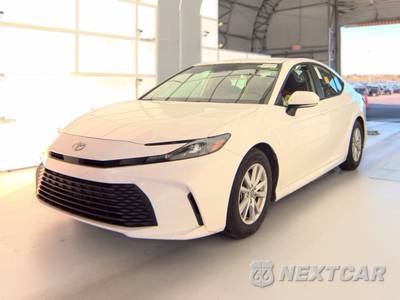 2026 Toyota Camry LE - zdjęcie 1 z 26 - miniatura