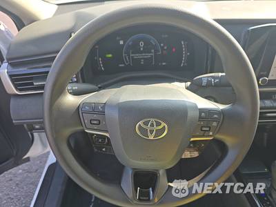 2026 Toyota Camry LE - zdjęcie 10 z 22 - miniatura