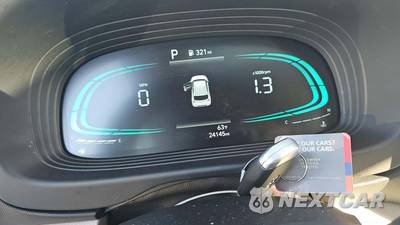 2025 Hyundai Venue SEL - zdjęcie 17 z 23 - miniatura