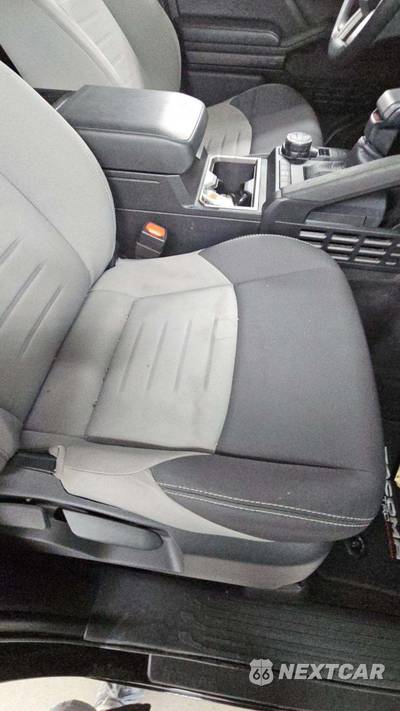 2025 Toyota Tacoma TRD Off-Road Crew Cab Medium Bed - zdjęcie 23 z 34 - miniatura