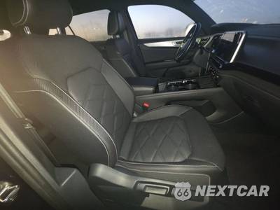 2025 Volkswagen Atlas Cross Sport 2.0T SE w/Technology - zdjęcie 8 z 26 - miniatura
