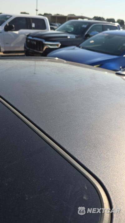 2014 Toyota Camry XLE - zdjęcie 18 z 28 - miniatura