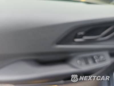 2026 Toyota Prius LE - zdjęcie 9 z 31 - miniatura