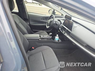 2026 Toyota Prius LE - zdjęcie 8 z 31 - miniatura