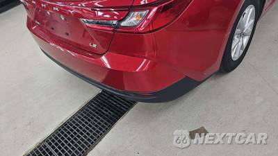 2025 Toyota Camry LE - zdjęcie 24 z 43 - miniatura