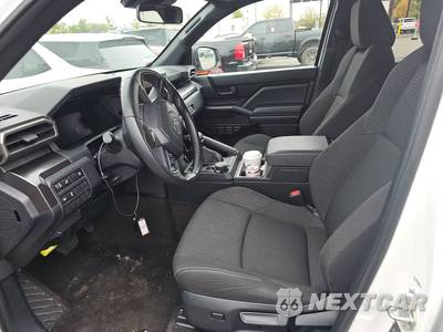 2025 Toyota 4Runner SR5 - zdjęcie 7 z 23 - miniatura