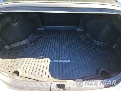 2025 Toyota Camry LE - zdjęcie 16 z 32 - miniatura