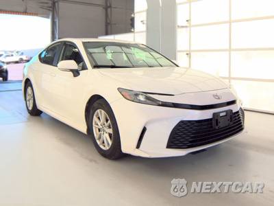 2025 Toyota Camry LE - zdjęcie 3 z 32 - miniatura