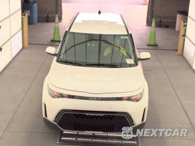 2025 Kia Soul LX - zdjęcie 2 z 25 - miniatura