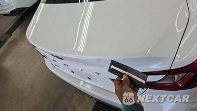 2025 Toyota Camry LE - zdjęcie 22 z 29 - miniatura