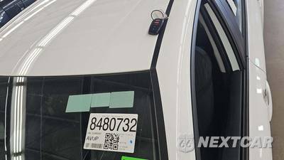2025 Toyota Camry LE - zdjęcie 17 z 29 - miniatura