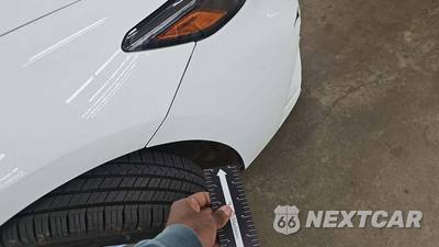 2025 Toyota Camry LE - zdjęcie 23 z 29 - miniatura