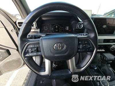 2025 Toyota 4Runner SR5 - zdjęcie 10 z 40 - miniatura