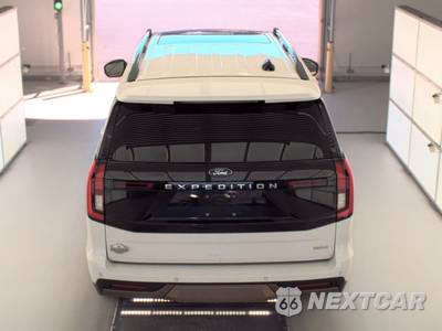 2025 Ford Expedition MAX King Ranch - zdjęcie 5 z 30 - miniatura