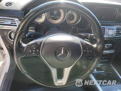 2014 Mercedes-Benz E 350 Sedan - zdjęcie 10 z 28 - miniatura