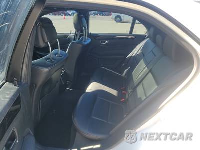 2014 Mercedes-Benz E 350 Sedan - zdjęcie 13 z 28 - miniatura