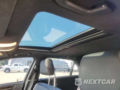 2014 Mercedes-Benz E 350 Sedan - zdjęcie 17 z 28 - miniatura