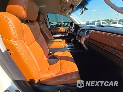 2017 Toyota Tundra 1794 Edition Crew Cab Short Bed - zdjęcie 8 z 27 - miniatura