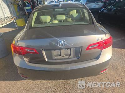 2013 Acura ILX w/Technology Package - zdjęcie 5 z 46 - miniatura