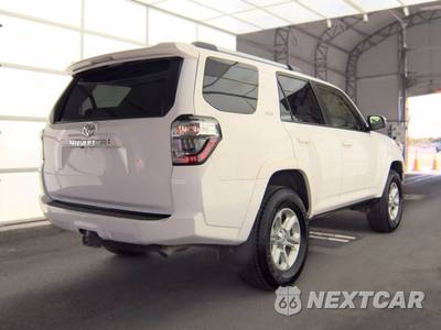 2023 Toyota 4Runner SR5 Premium - zdjęcie 4 z 25 - miniatura