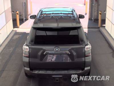 2020 Toyota 4Runner SR5 Premium - zdjęcie 5 z 30 - miniatura