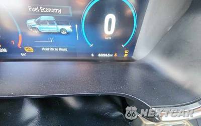 2023 Ford F-150 LARIAT Crew Cab Short Bed - zdjęcie 14 z 25 - miniatura