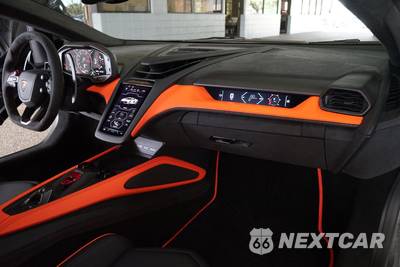 2025 Lamborghini Revuelto - zdjęcie 11 z 29 - miniatura
