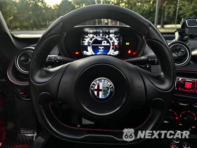 2016 Alfa Romeo 4C Spider Convertible - zdjęcie 37 z 42 - miniatura