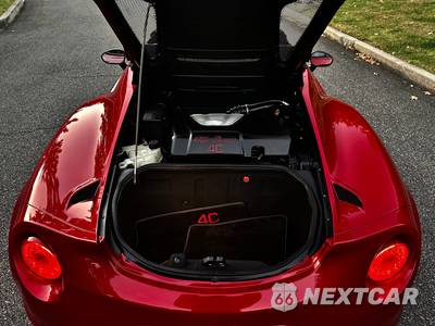 2016 Alfa Romeo 4C Spider Convertible - zdjęcie 40 z 42 - miniatura