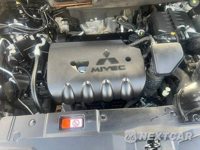 2019 Mitsubishi Outlander LE - zdjęcie 17 z 18 - miniatura