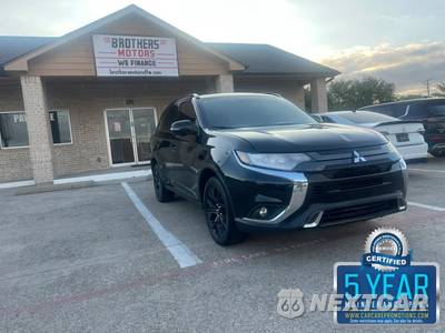 2019 Mitsubishi Outlander LE - zdjęcie 1 z 18 - miniatura