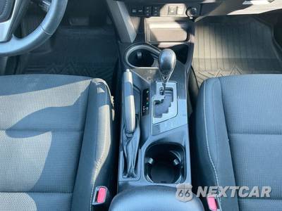2018 Toyota RAV4 Adventure - zdjęcie 20 z 29 - miniatura