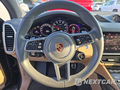 2022 Porsche Cayenne S - zdjęcie 10 z 28 - miniatura