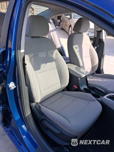 2020 Hyundai Elantra SE Sedan - zdjęcie 35 z 48 - miniatura