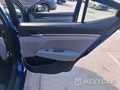 2020 Hyundai Elantra SE Sedan - zdjęcie 30 z 48 - miniatura