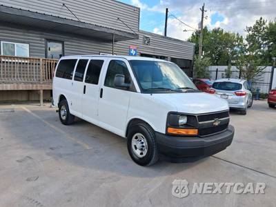 2017 Chevrolet Express 2500 Passenger Van LS 1LS 135.0" WB - zdjęcie 10 z 45 - miniatura