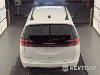 2023 Chrysler Pacifica Touring L 121.6" WB - zdjęcie 5 z 36 - miniatura