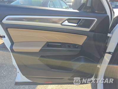 2022 Volkswagen Atlas Cross Sport V6 SE w/Technology - zdjęcie 9 z 22 - miniatura