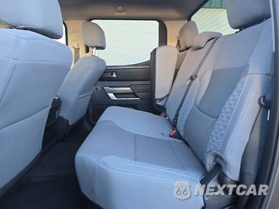 2023 Toyota Tundra SR5 Crew Cab Short Bed - zdjęcie 13 z 38 - miniatura