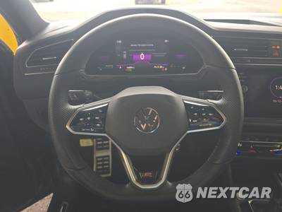 2022 Volkswagen Tiguan SE R-Line Black - zdjęcie 10 z 35 - miniatura