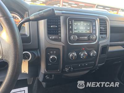 2018 Ram 2500 Tradesman Crew Cab Medium Bed - zdjęcie 11 z 23 - miniatura